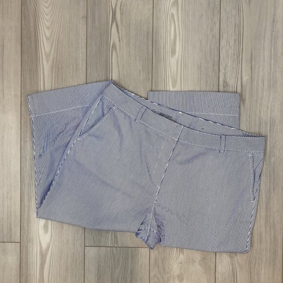 Women’s Talbots 16P Wide Crop Seersucker Striped Pant Blue & White - Picture 1 of 7